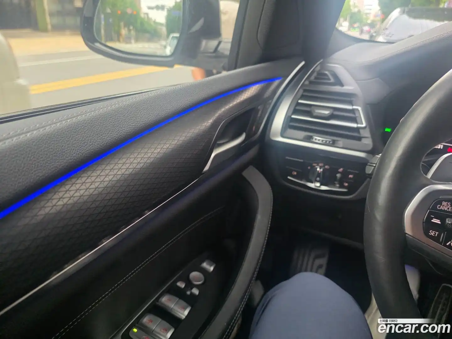 X4 BMW 2024.0-INNER-008