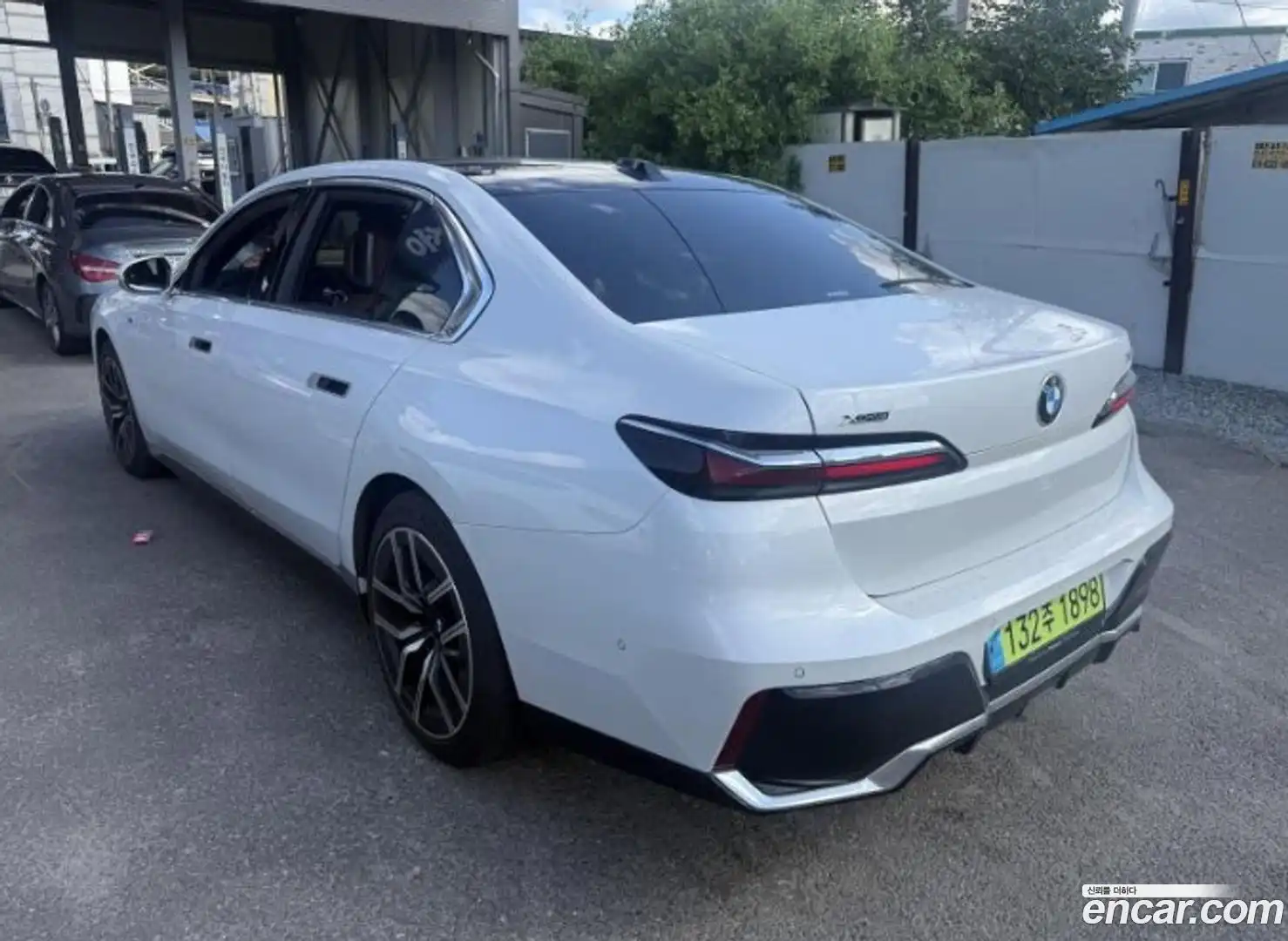 7-Series BMW 2024.4-OUTER-003