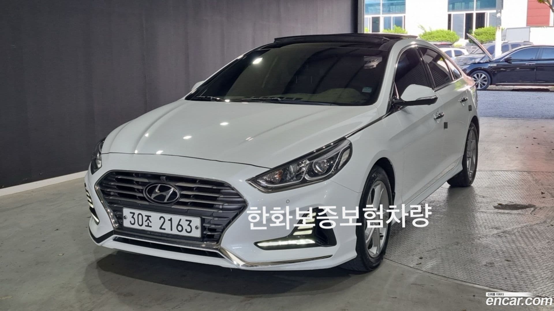 Main__Slider__Photo:Sonata Hyundai 2018.1-0