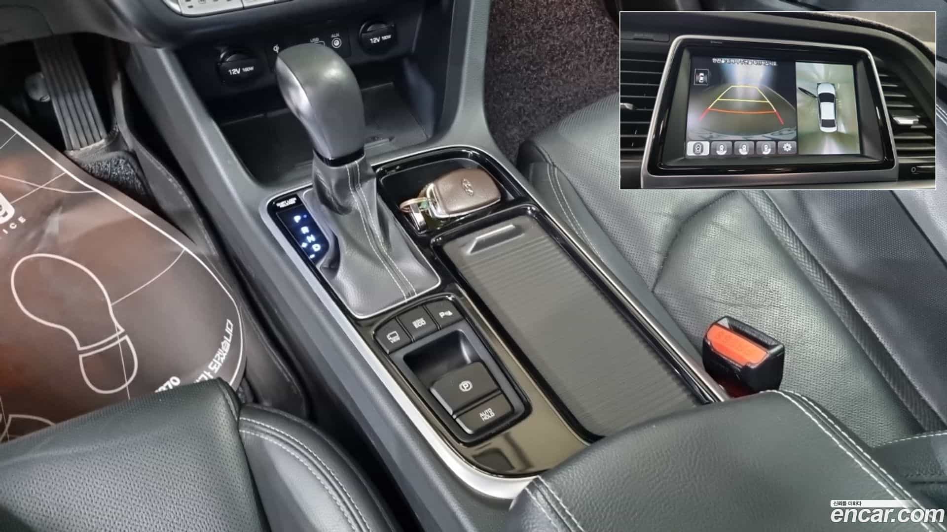 Sonata Hyundai 2018.1-INNER-009