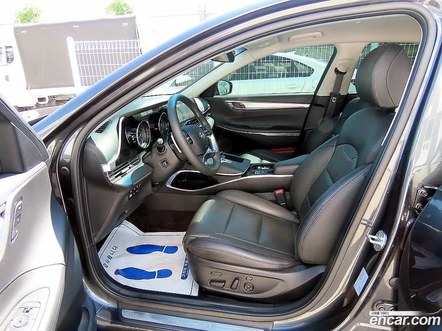Grandeur Hyundai 2021.10-OUTER-005