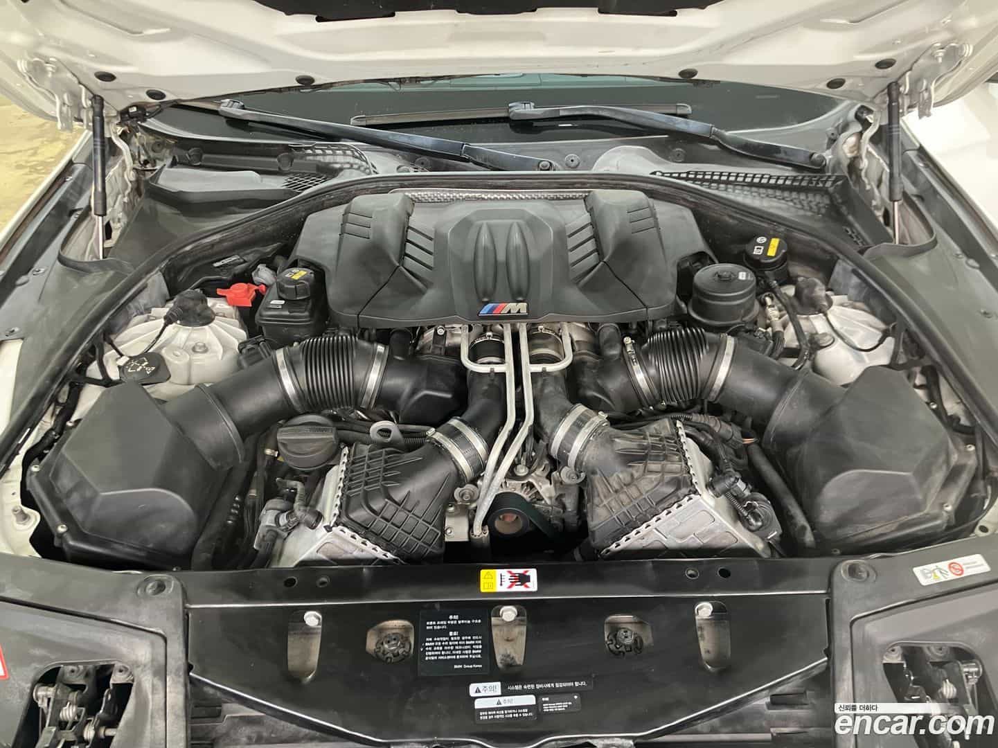 M5 BMW 2015.6-OUTER-006