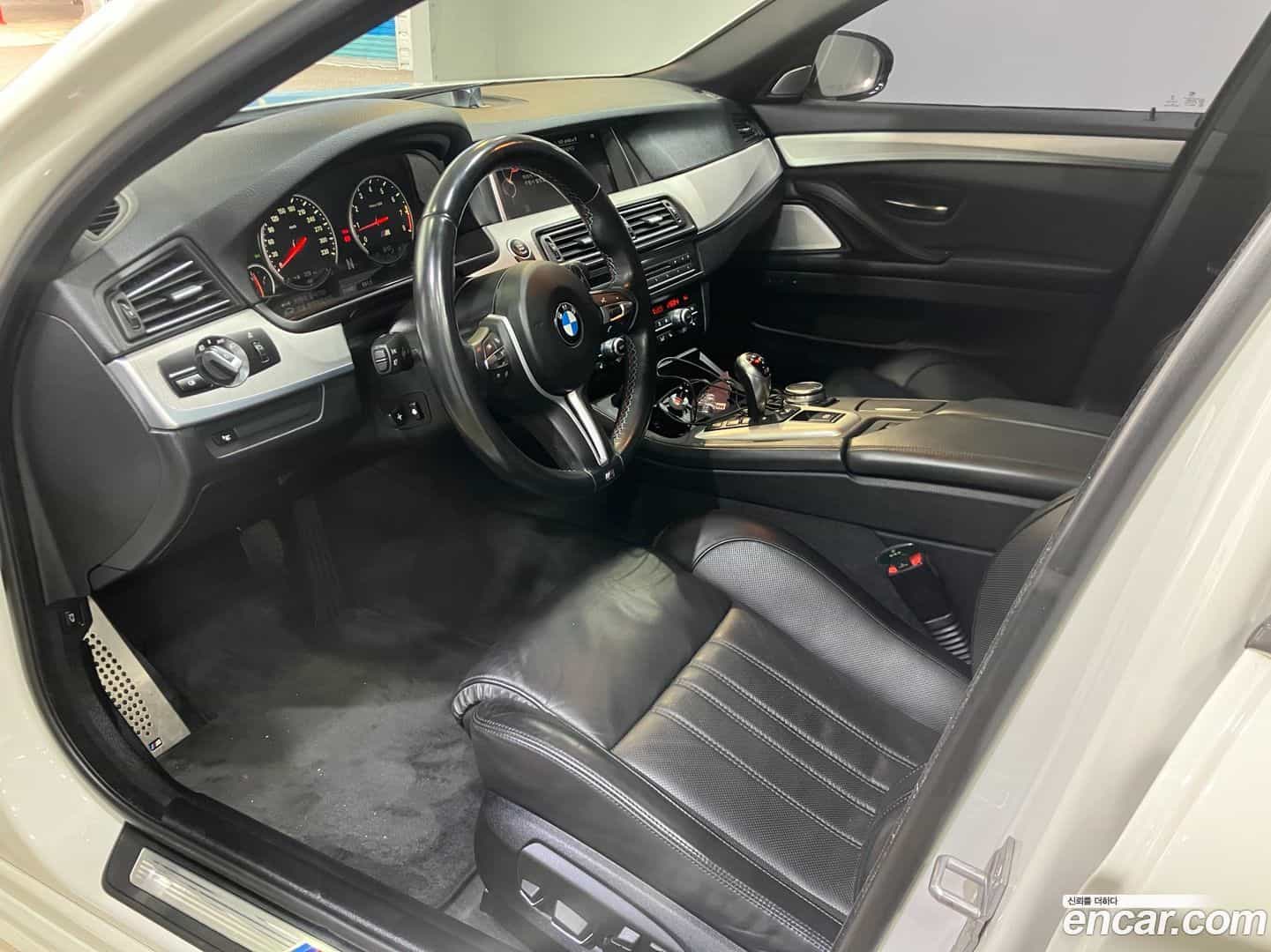 M5 BMW 2015.6-OPTION-020