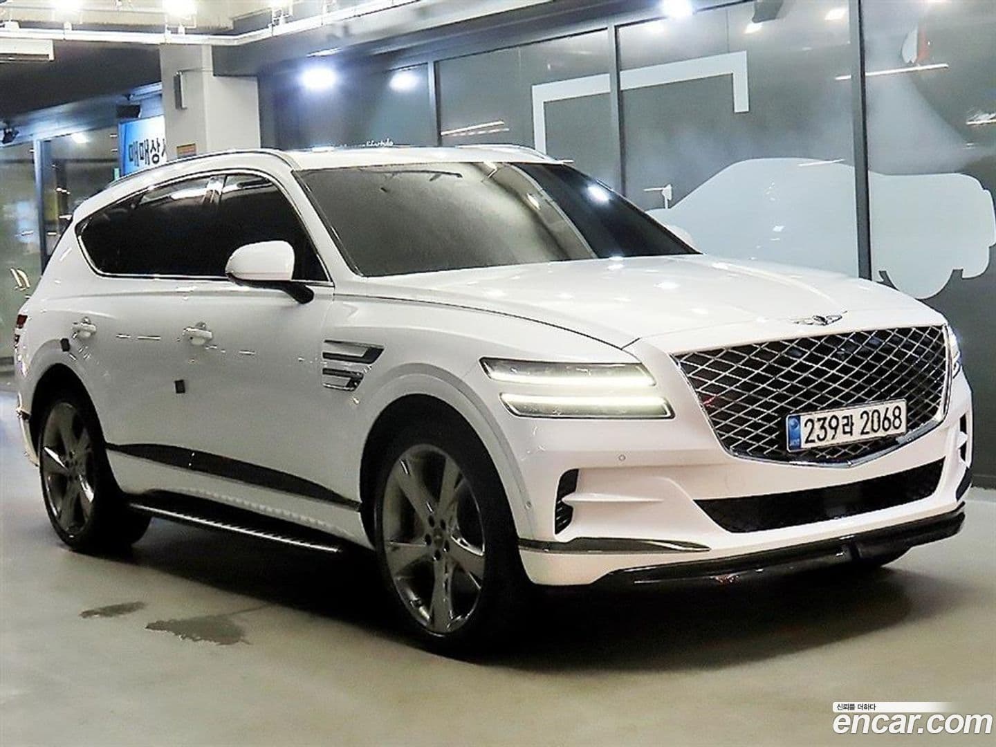 Main__Slider__Photo:GV80 Genesis 2020.6-0