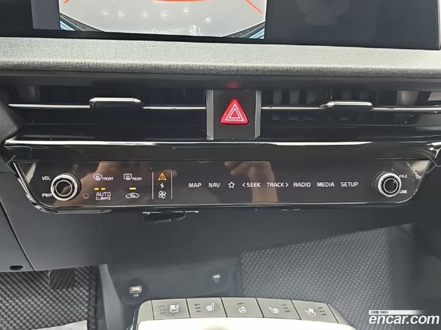 EV6 Kia 2022.1-INNER-010
