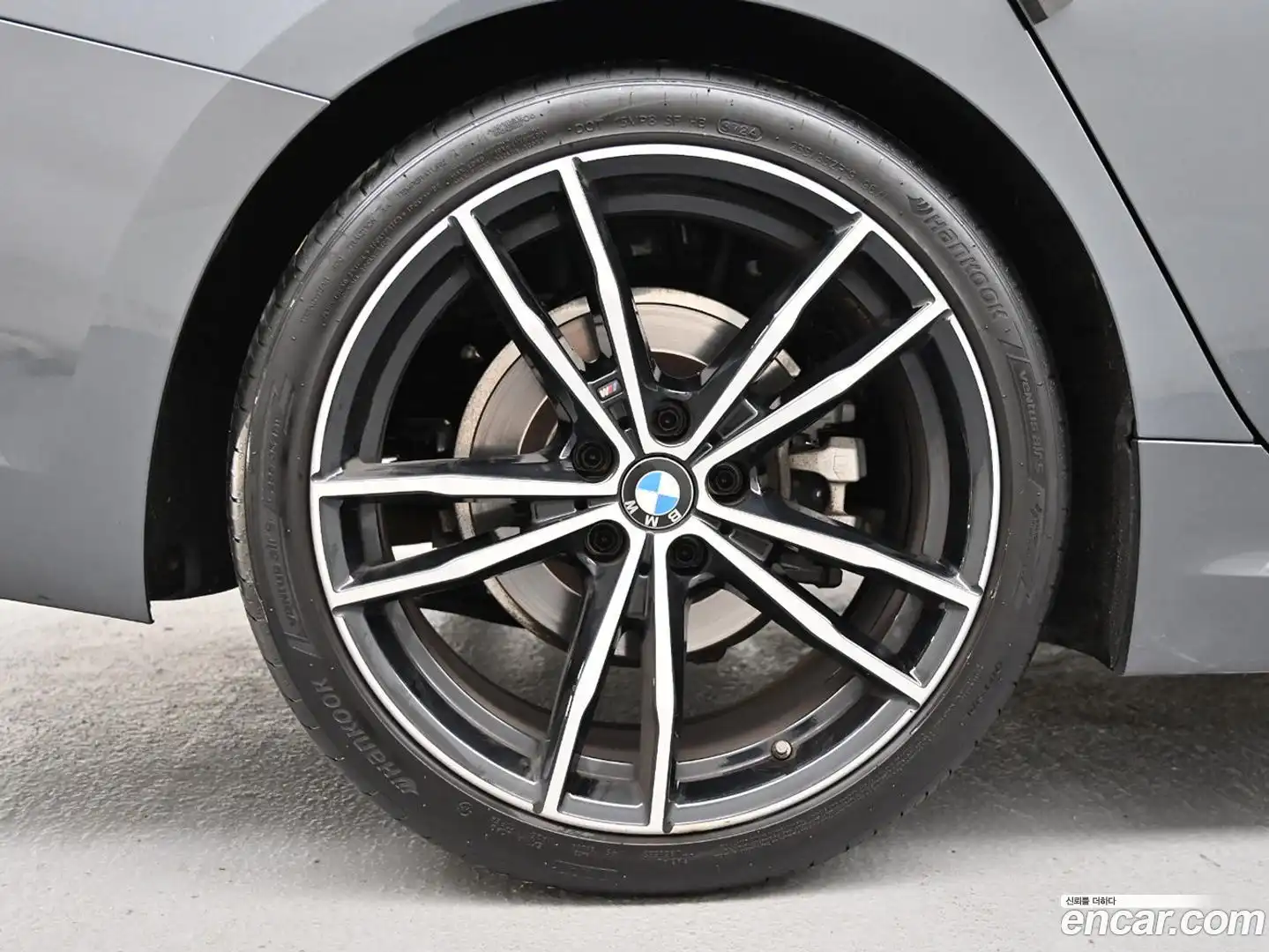 3-Series BMW 2021.5-OUTER-005