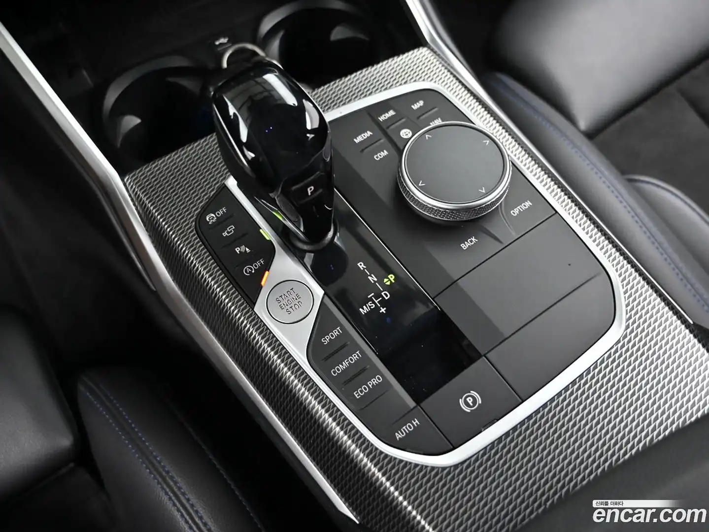 3-Series BMW 2021.5-INNER-009