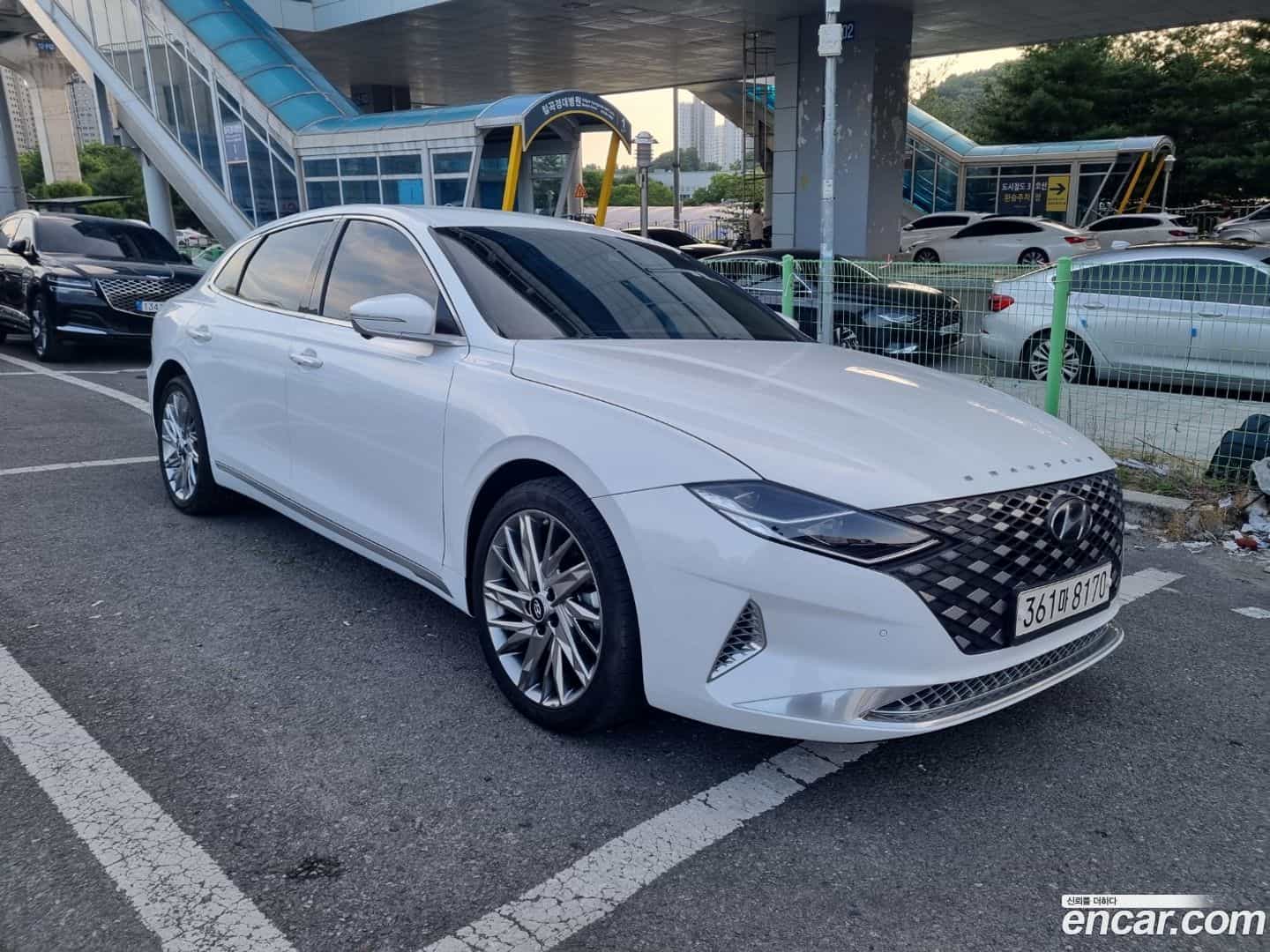 Grandeur Hyundai 2020.5-OUTER-003