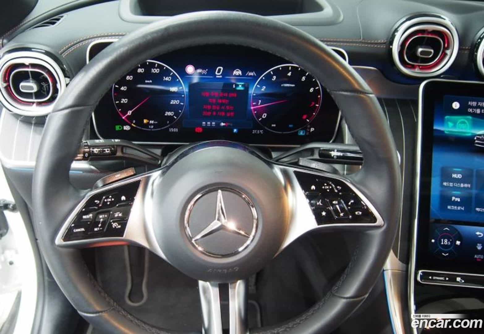GLC-Class Mercedes-Benz 2024.8-OUTER-003