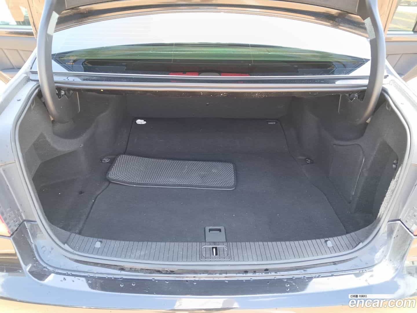 E-Class Mercedes-Benz 2015.1-OPTION-023