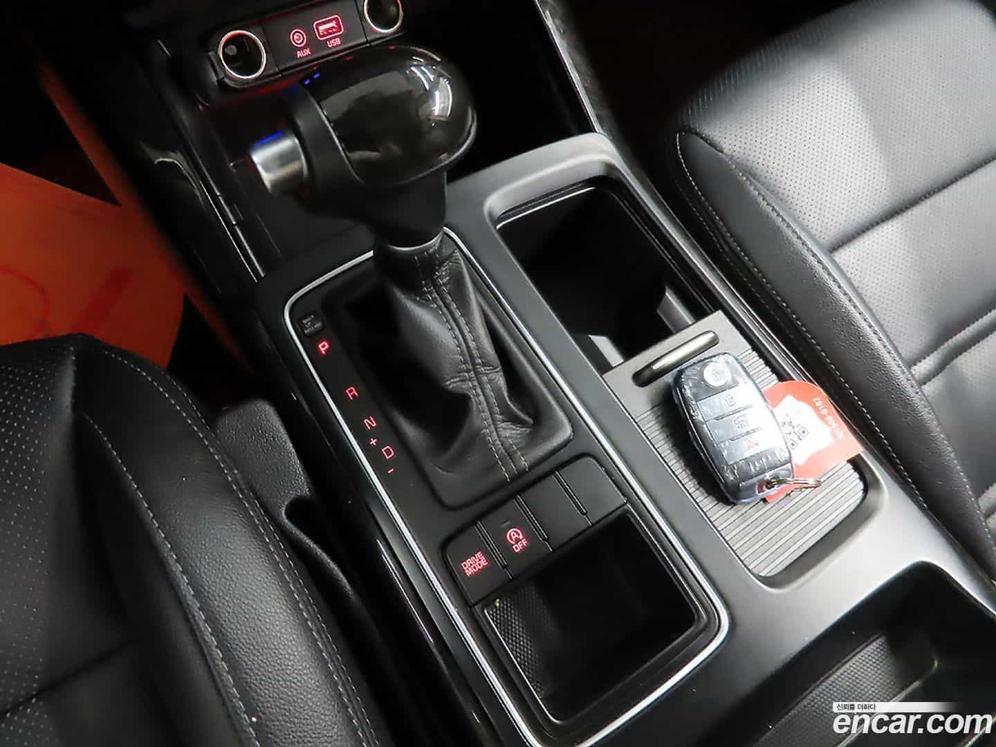 Sorento Kia 2016.2-OPTION-016