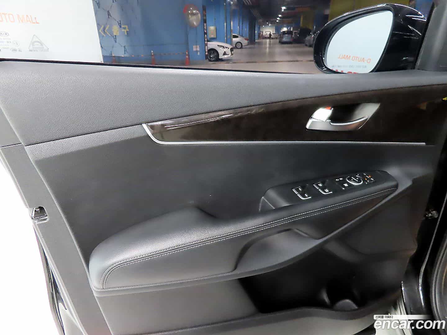 Sorento Kia 2016.2-OPTION-017