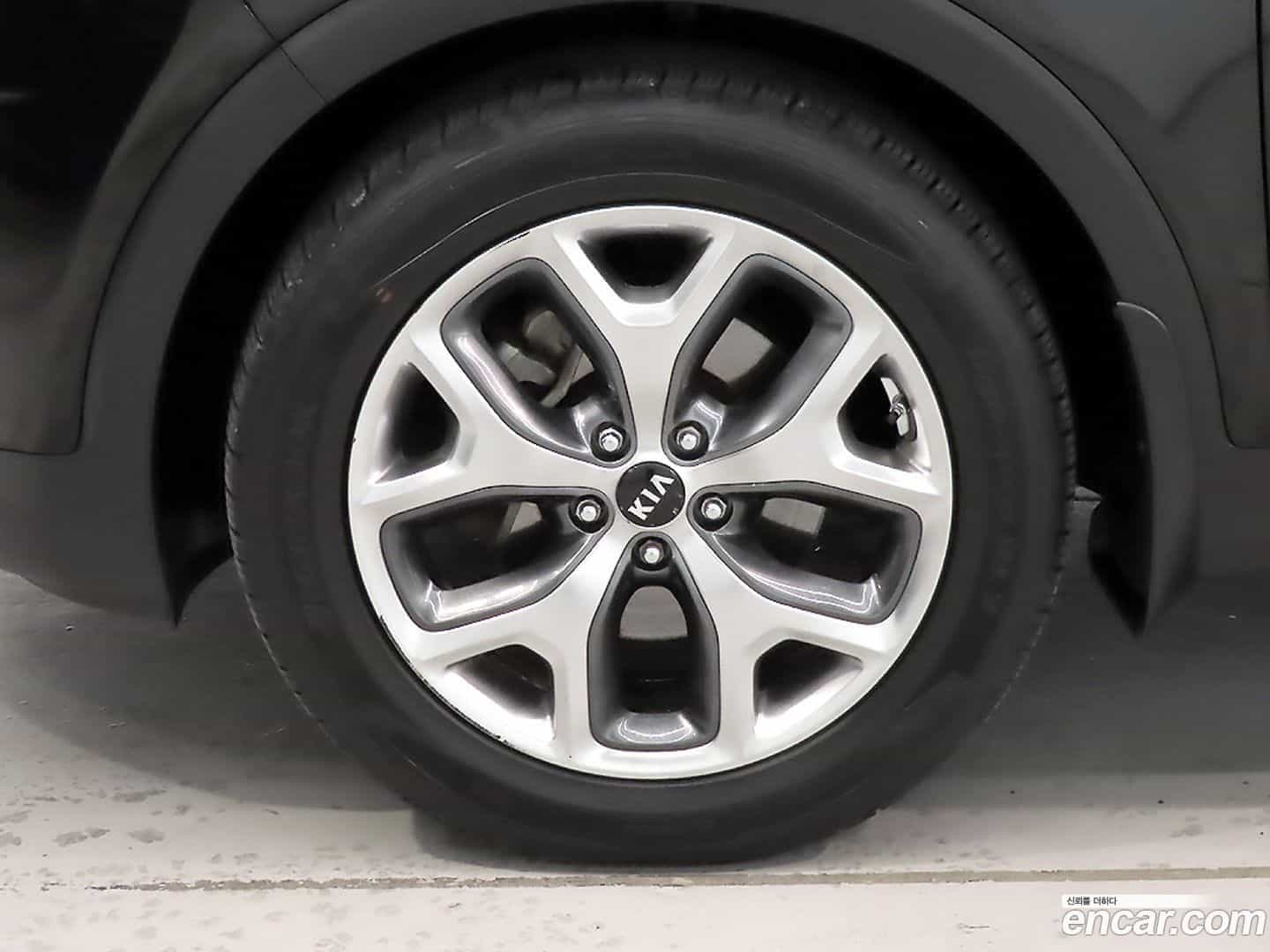 Sorento Kia 2016.2-OPTION-024