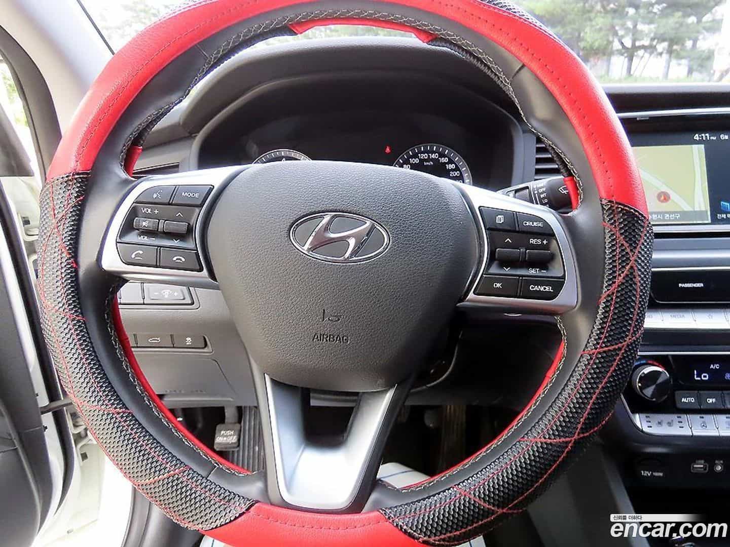 Sonata Hyundai 2019.2-INNER-008