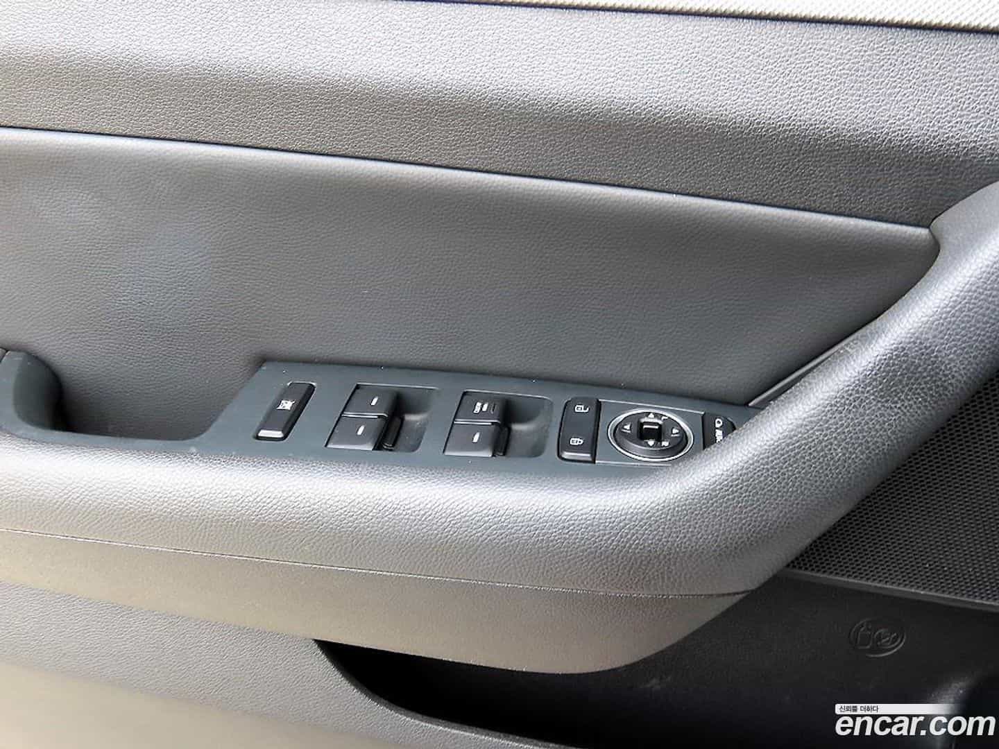 Sonata Hyundai 2019.2-OPTION-015