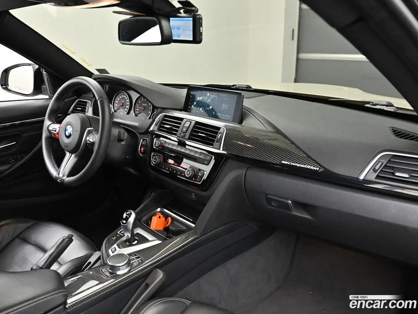 M4 BMW 2017.8-INNER-007