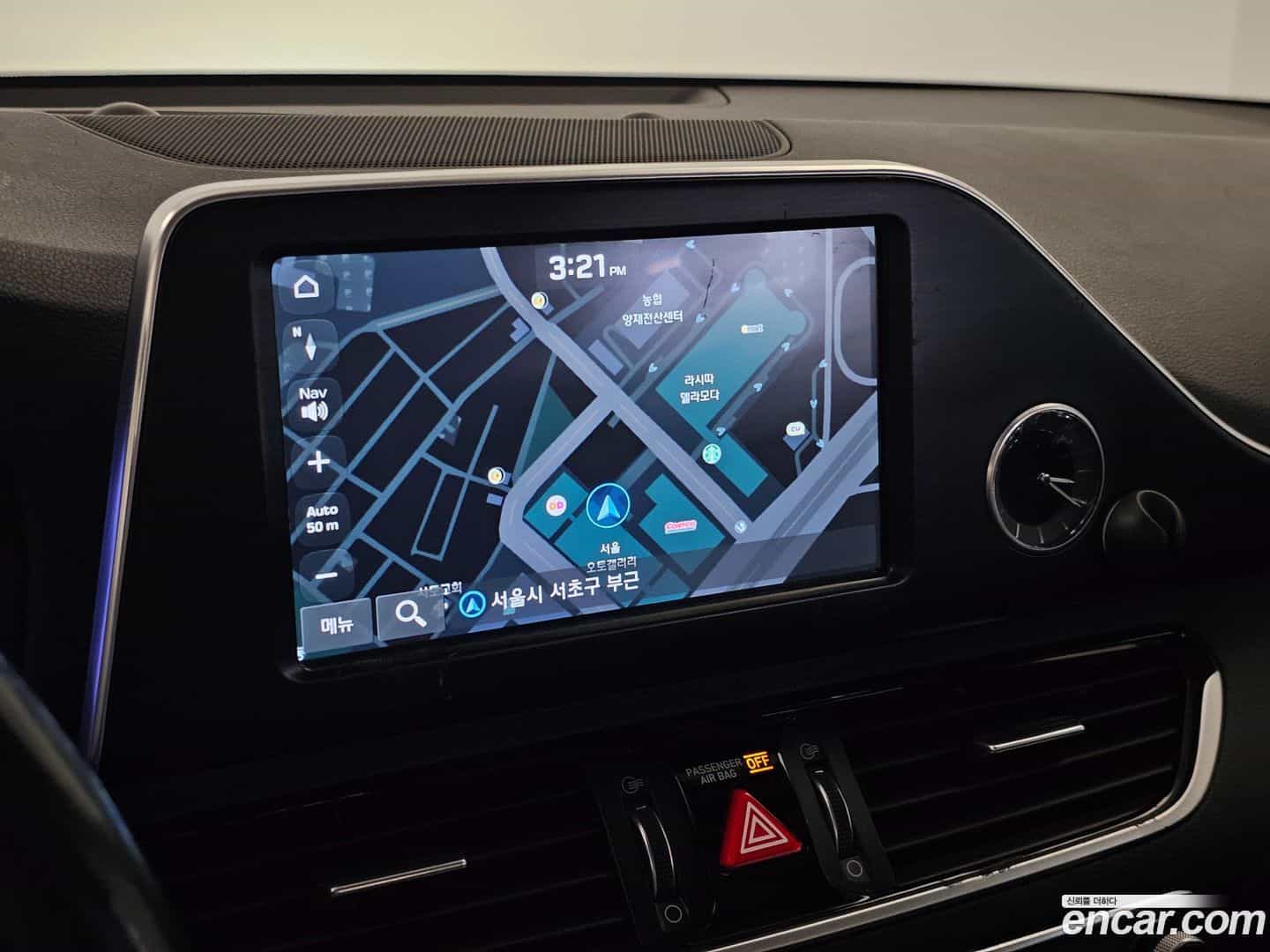 Grandeur Hyundai 2017.1-INNER-010