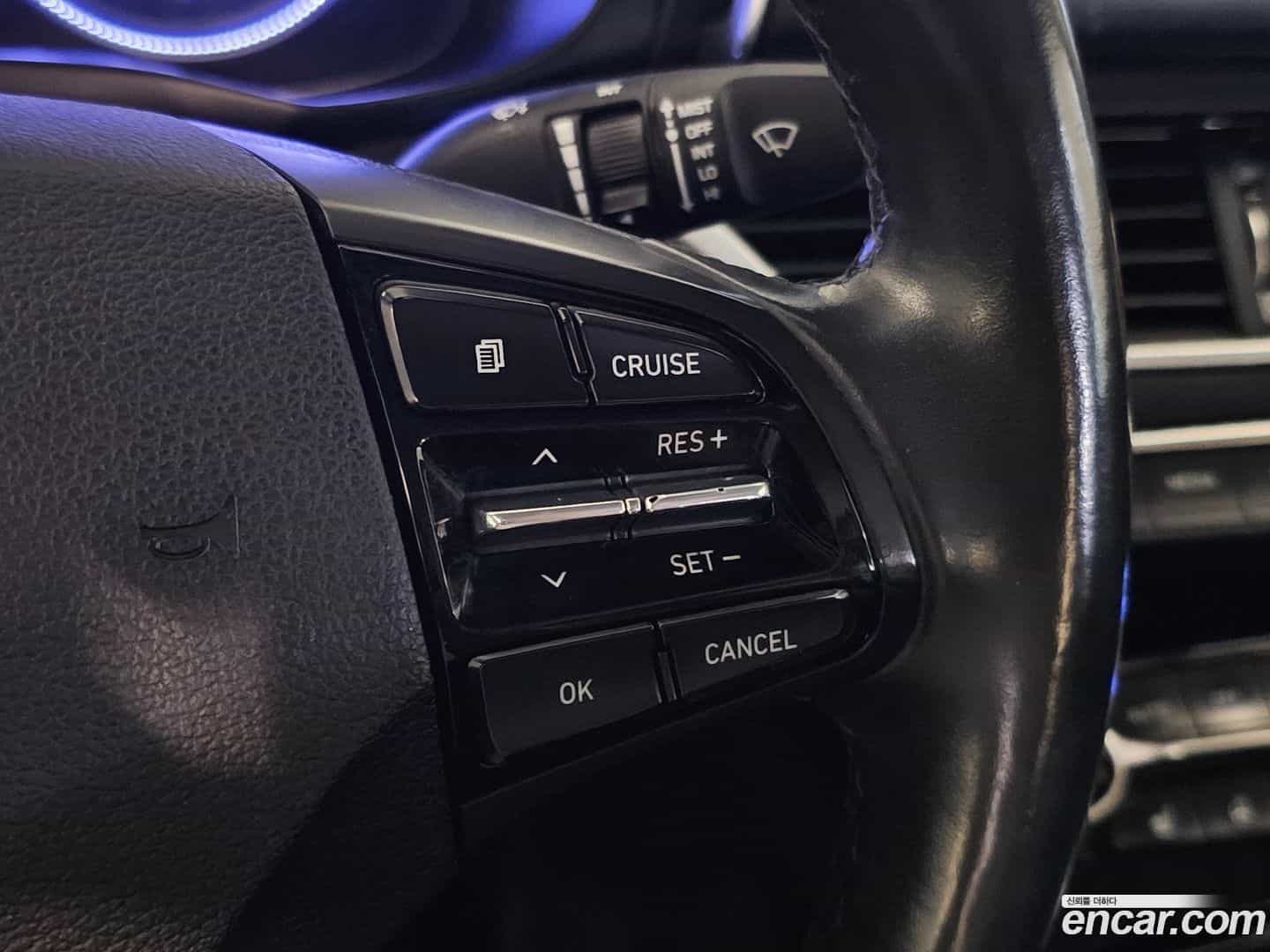 Grandeur Hyundai 2017.1-OPTION-017