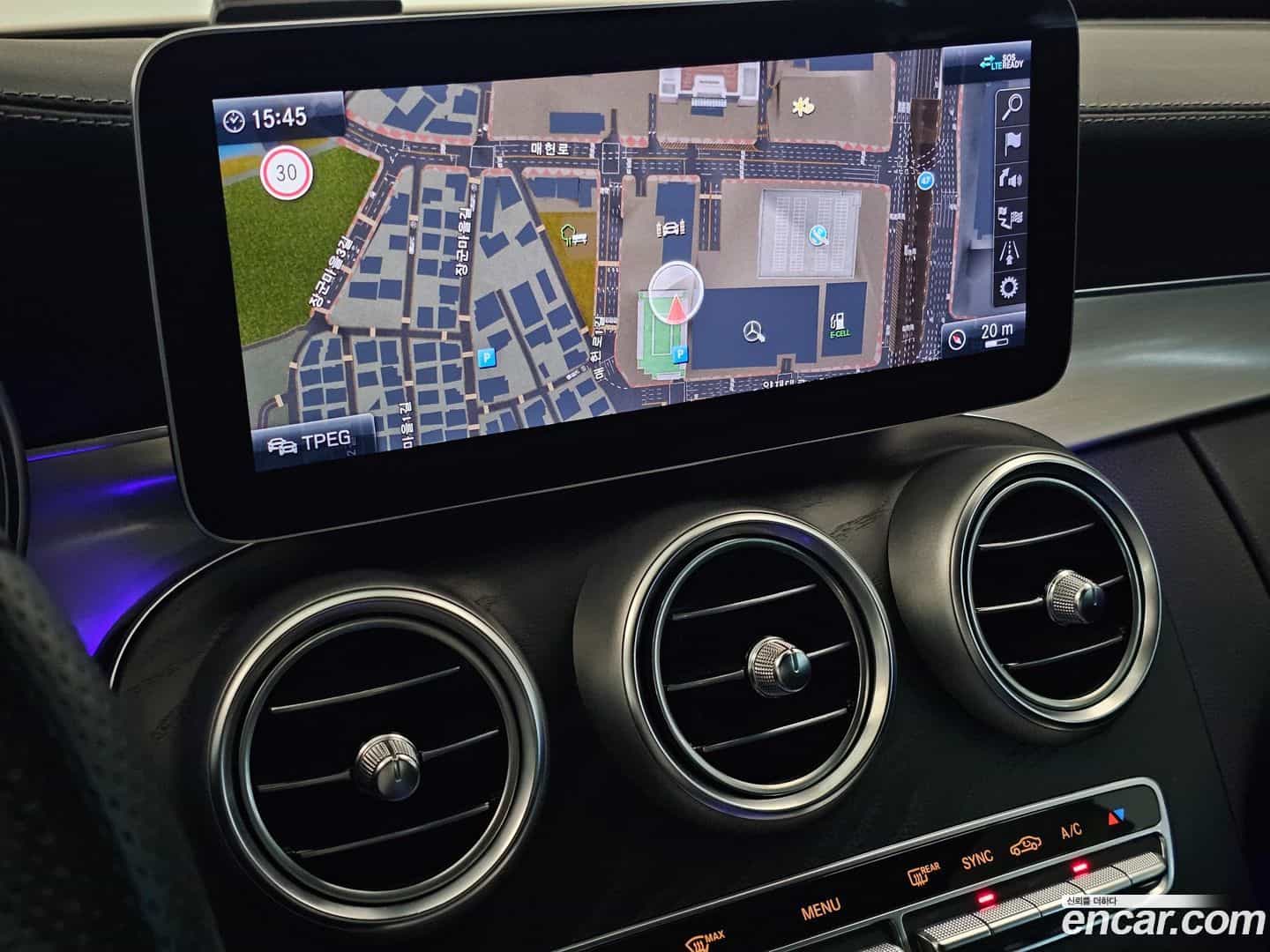C-Class Mercedes-Benz 2023.7-INNER-009