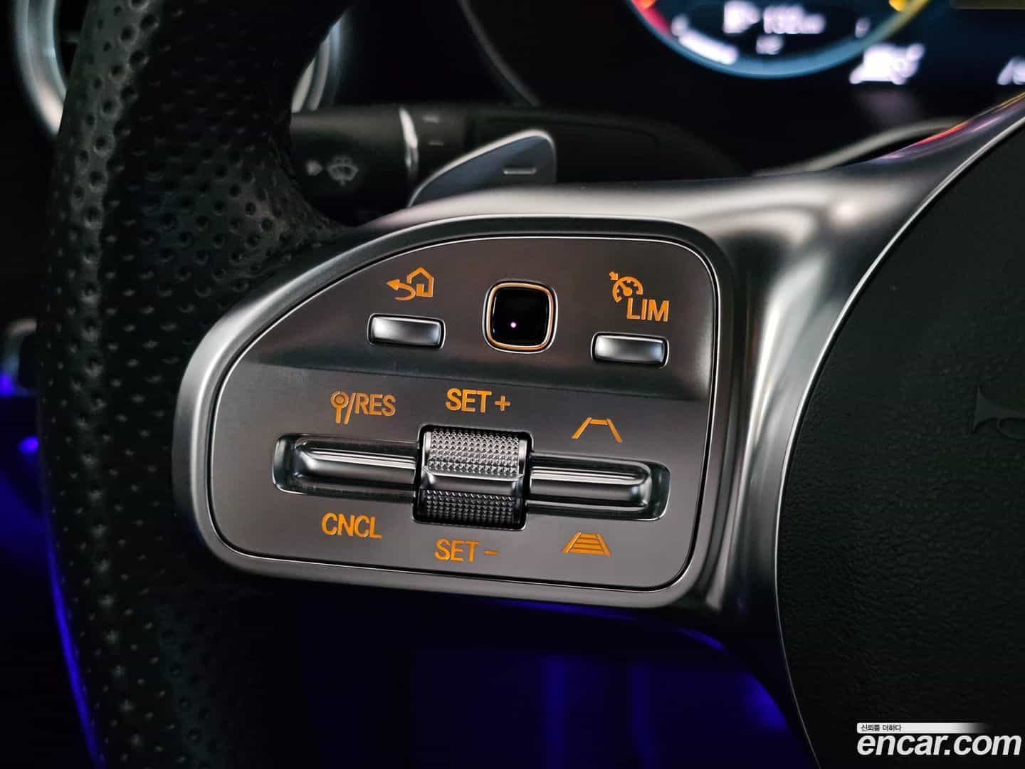 C-Class Mercedes-Benz 2023.7-OPTION-017