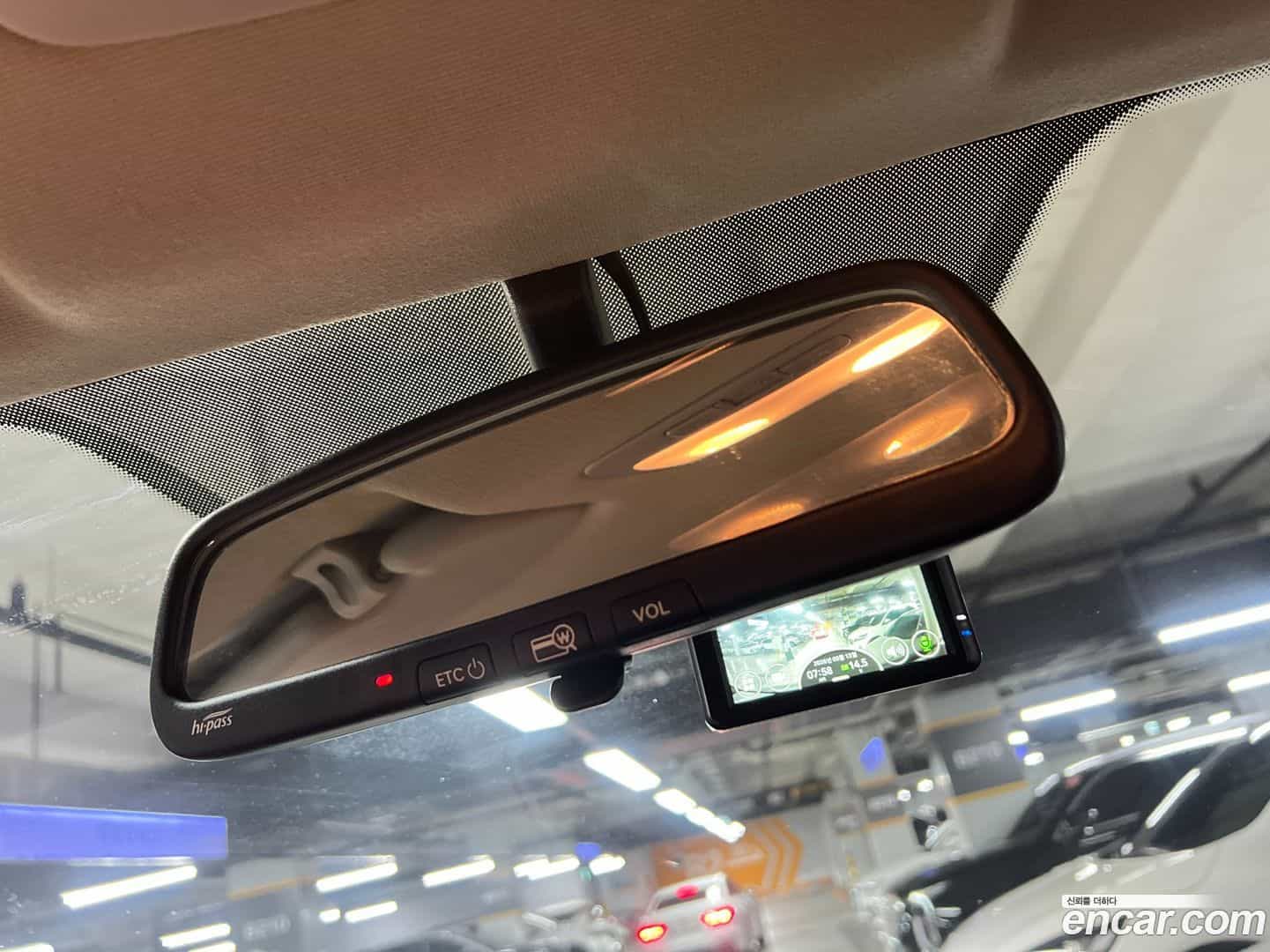 Starex Hyundai 2020.0-OPTION-020