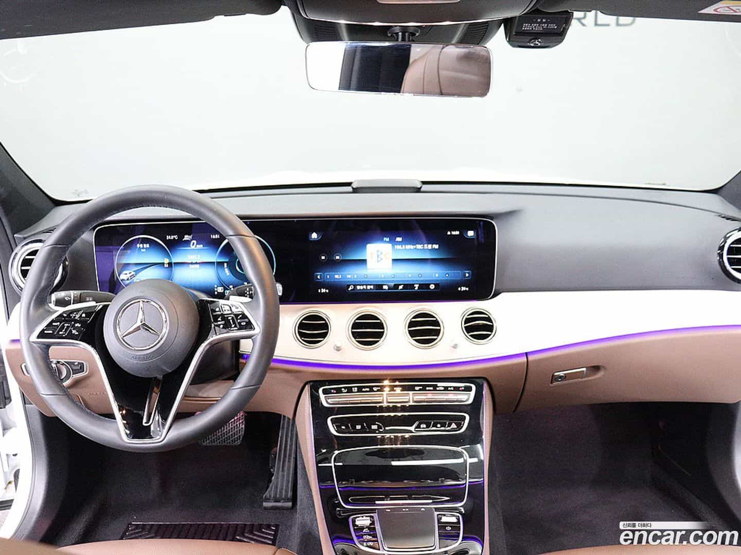 E-Class Mercedes-Benz 2021.7-INNER-007