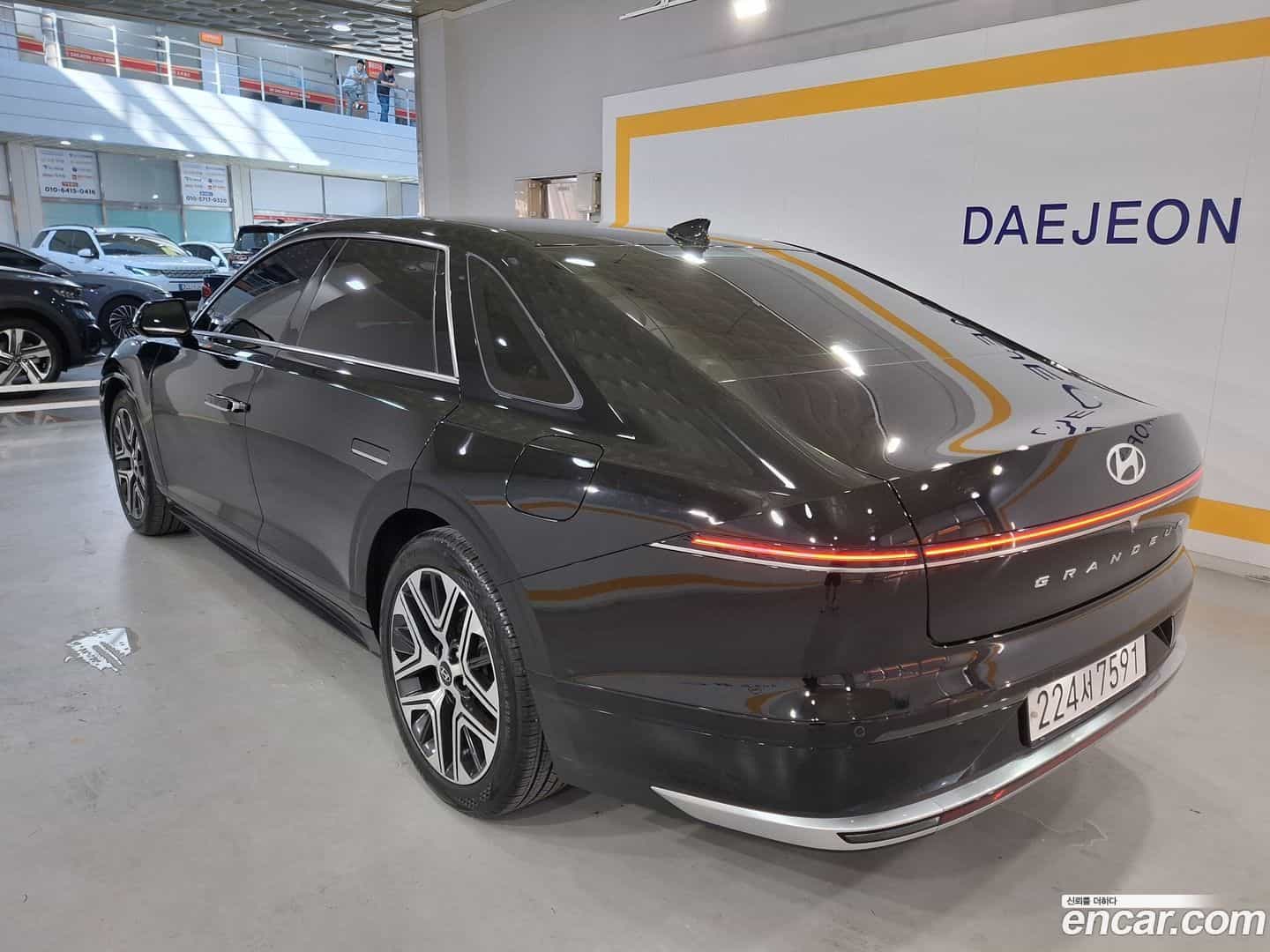 Grandeur Hyundai 2023.1-OUTER-004