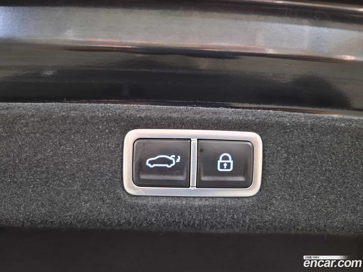 Grandeur Hyundai 2023.1-INNER-007