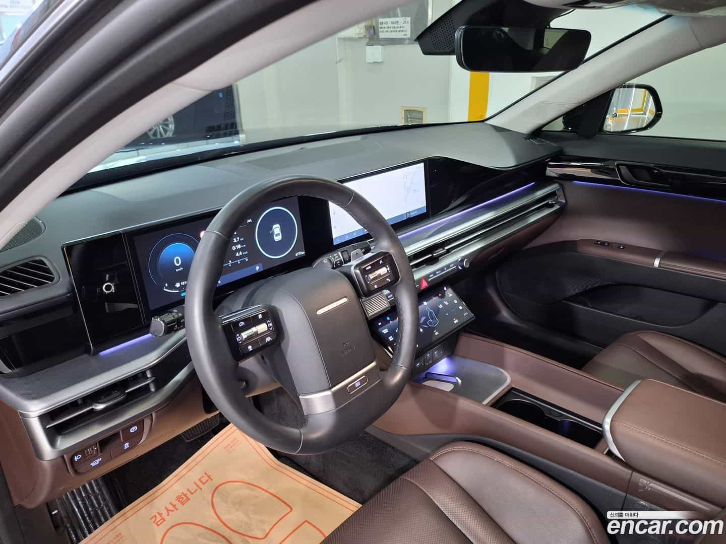 Grandeur Hyundai 2023.1-OPTION-021