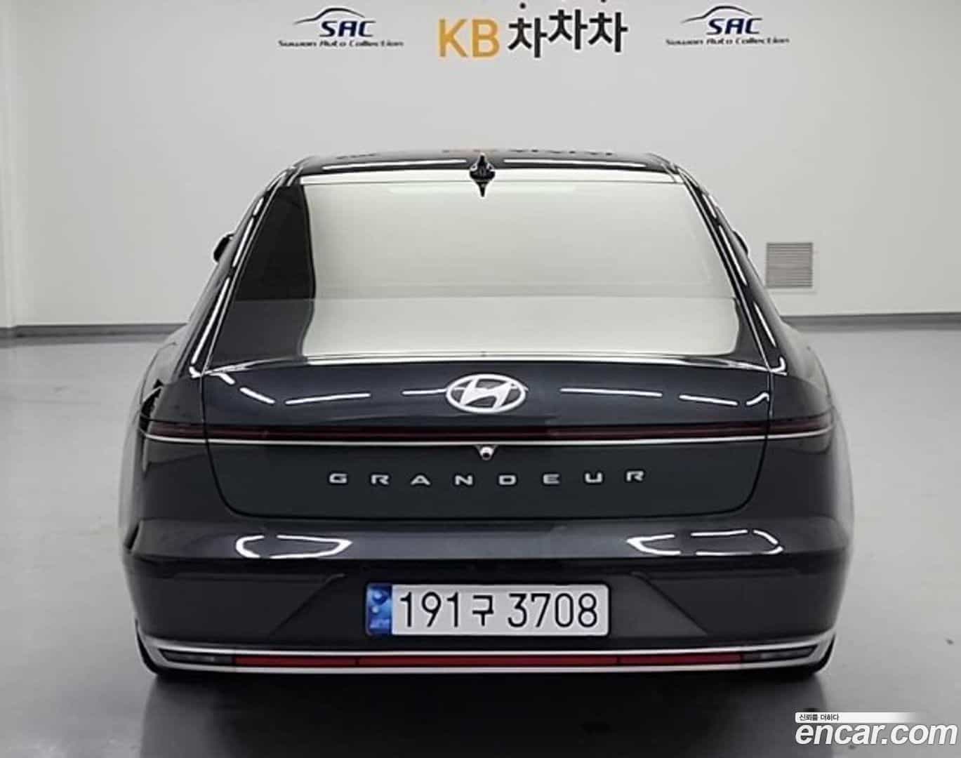 Grandeur Hyundai 2023.11-OUTER-003