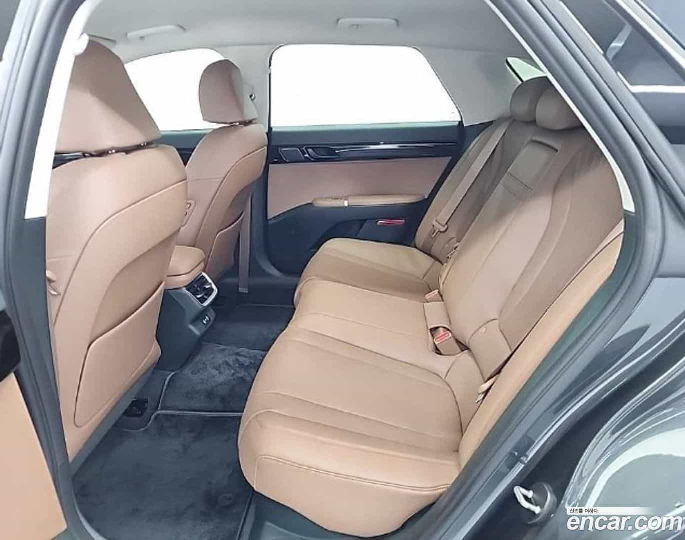 Grandeur Hyundai 2023.11-OPTION-016