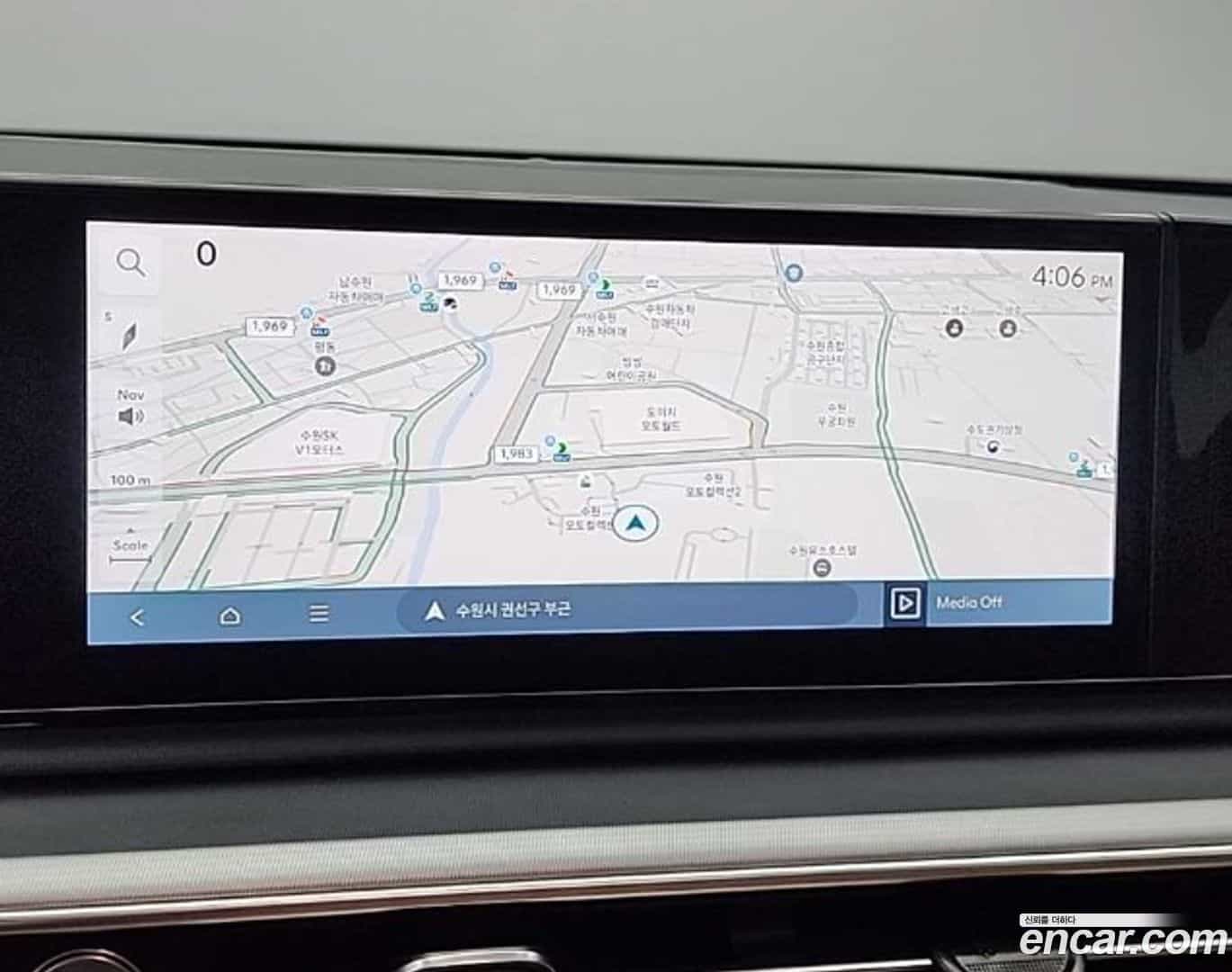Grandeur Hyundai 2023.11-OPTION-018