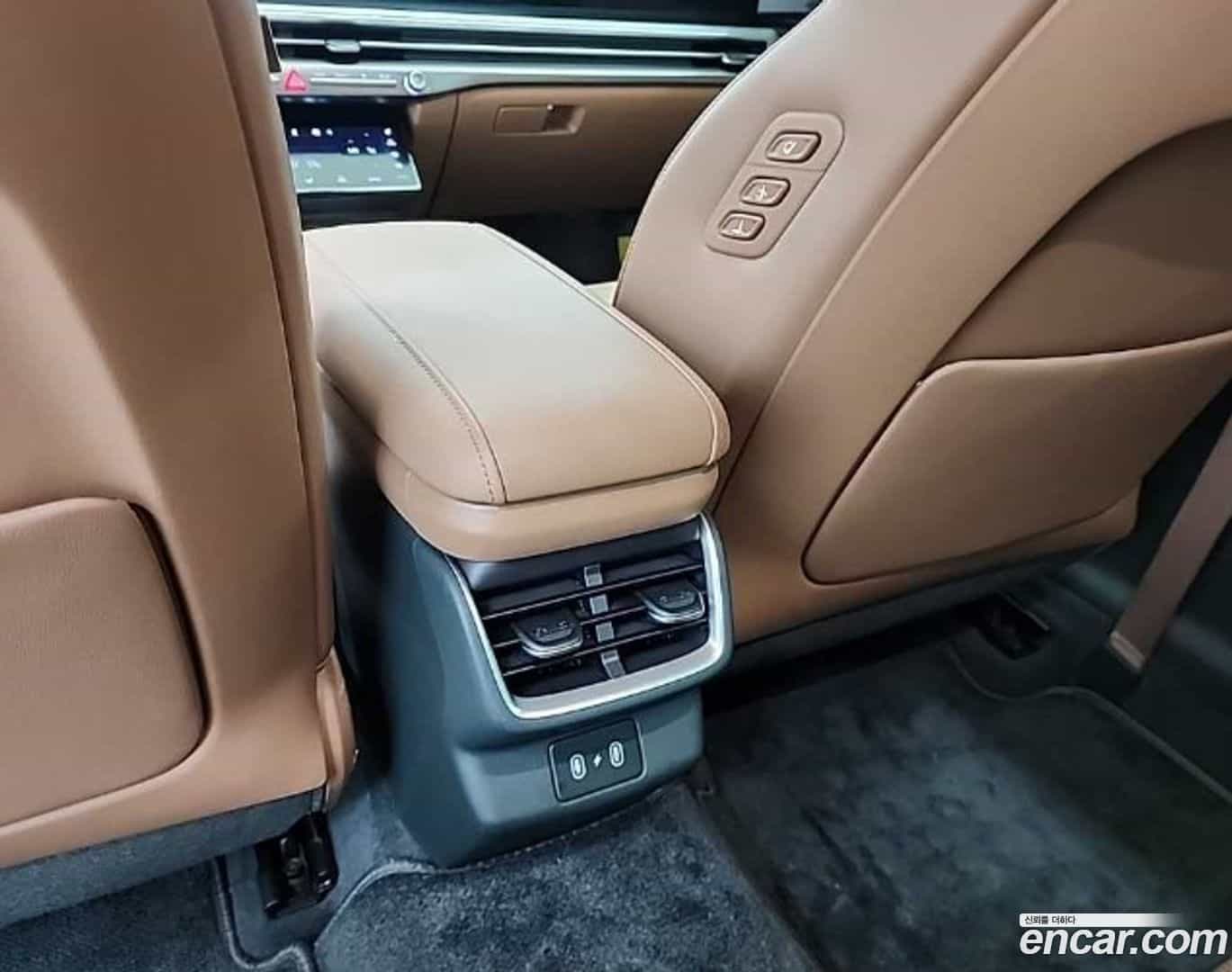 Grandeur Hyundai 2023.11-OPTION-023