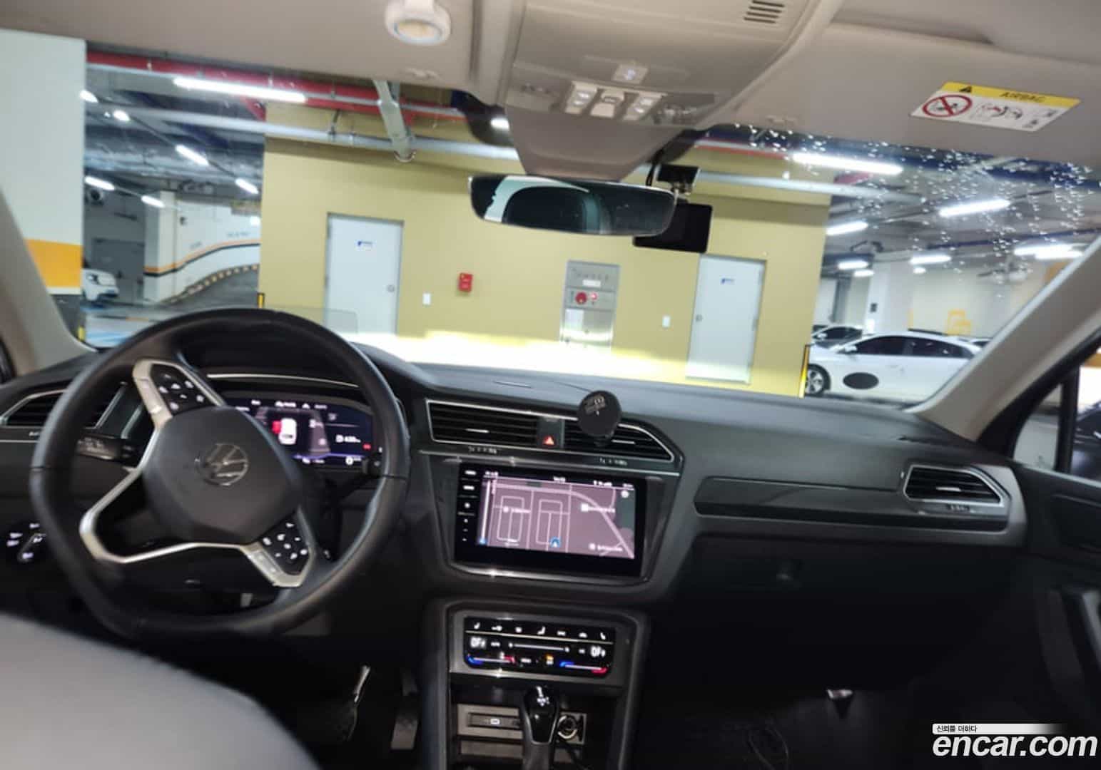 Tiguan Volkswagen 2022.3-OUTER-006