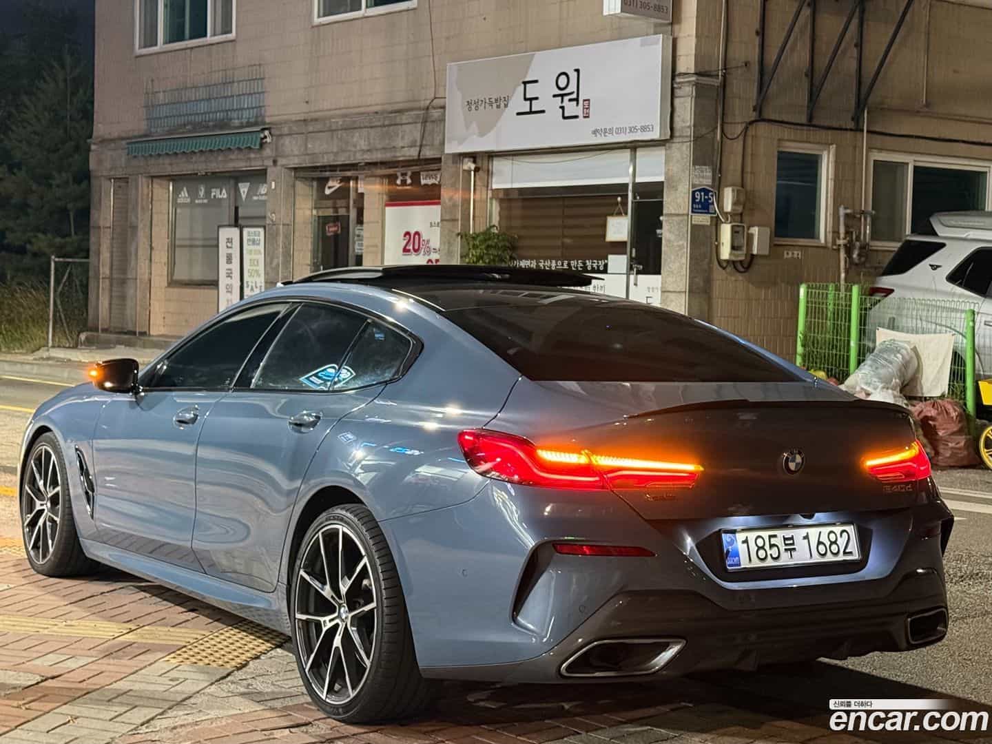 8-Series BMW 2020.6-OUTER-004
