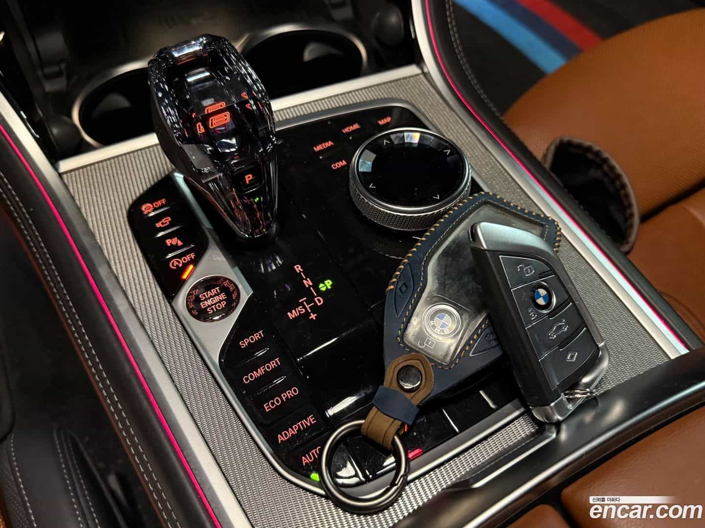 8-Series BMW 2020.6-INNER-010