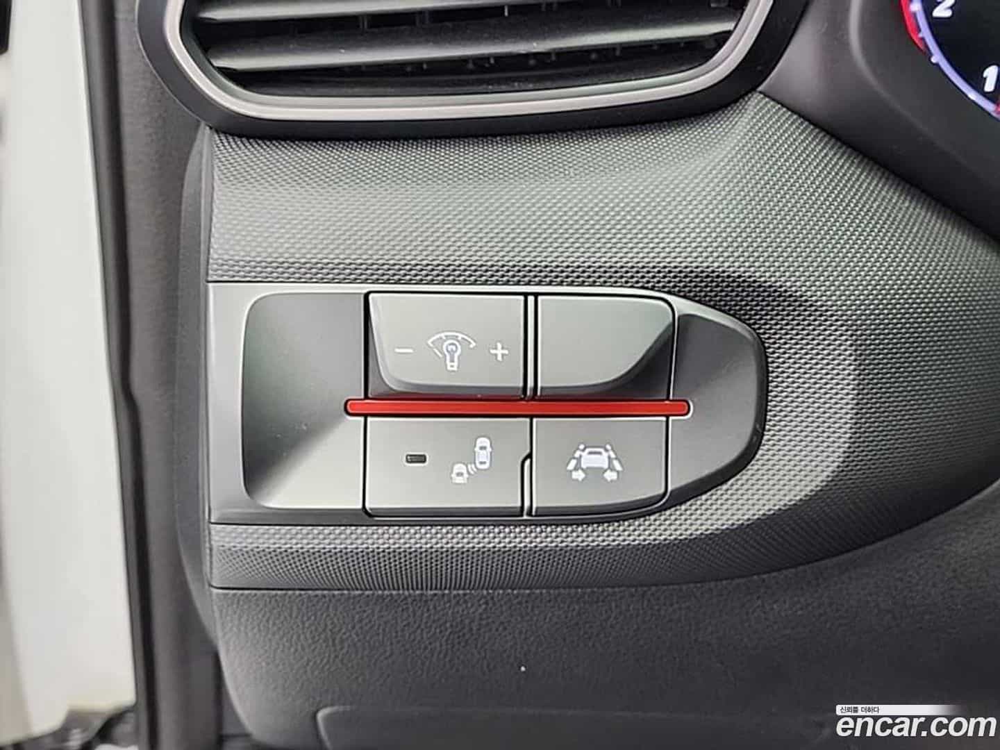 Veloster Hyundai 2018.3-OPTION-022
