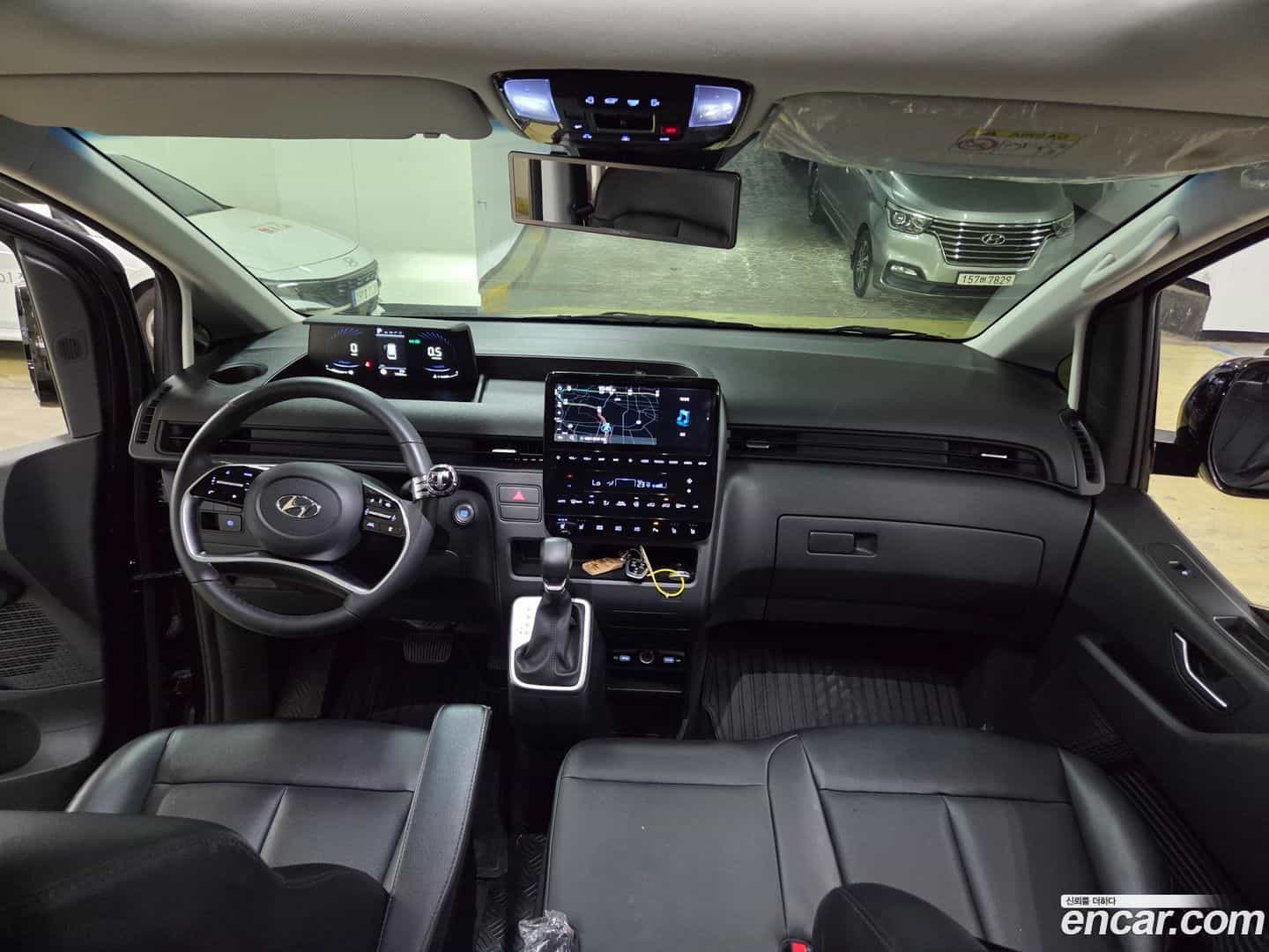 Staria Hyundai 2022.7-INNER-009