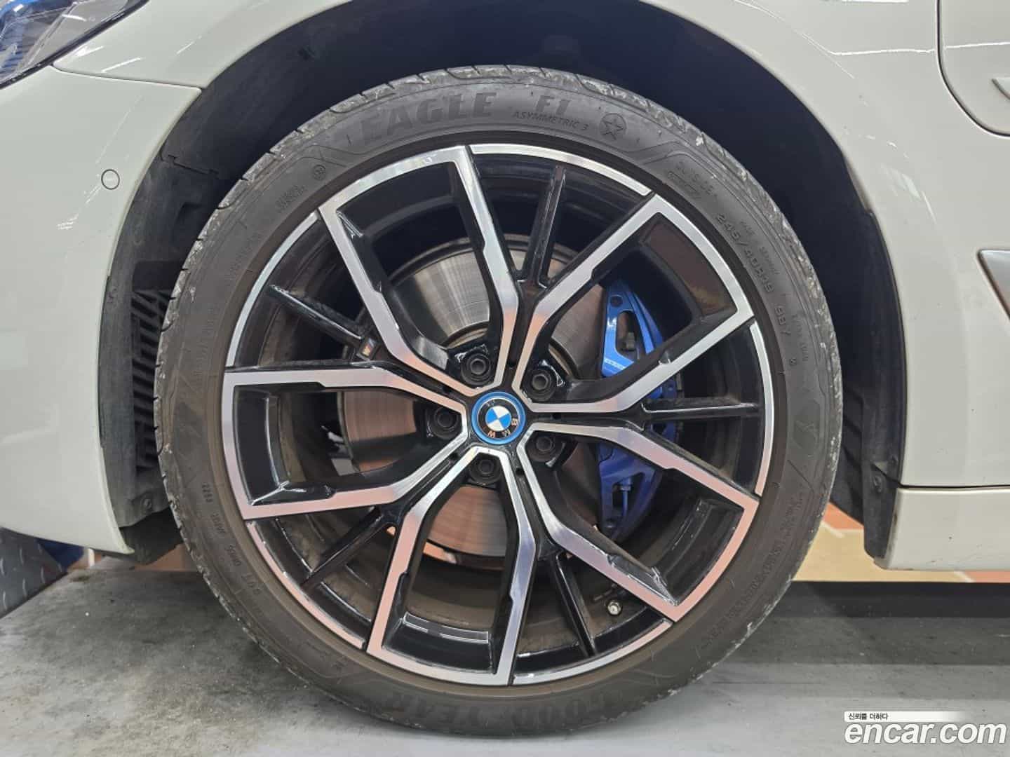 5-Series BMW 2023.4-INNER-007