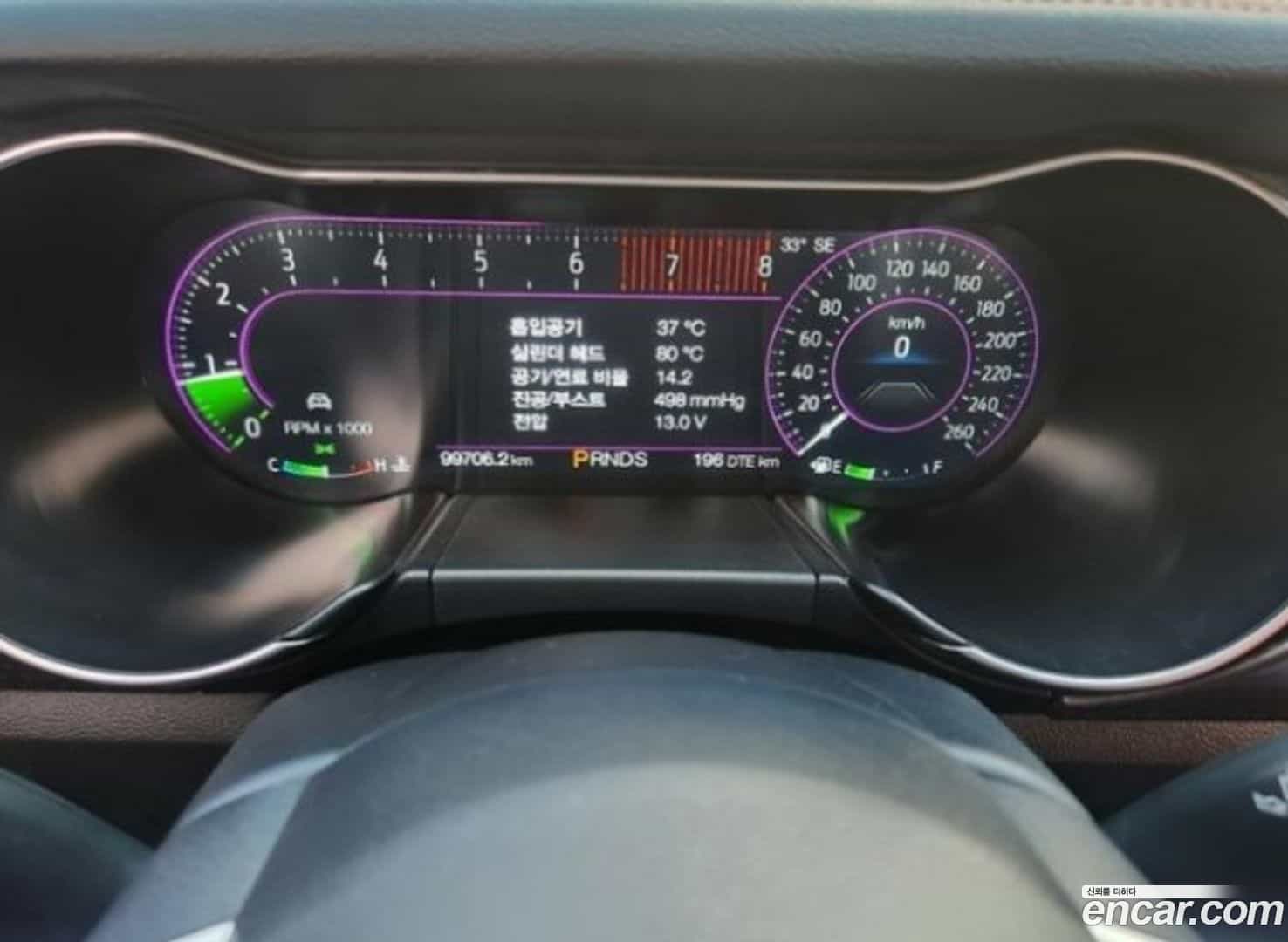Mustang Ford 2019.10-OUTER-004