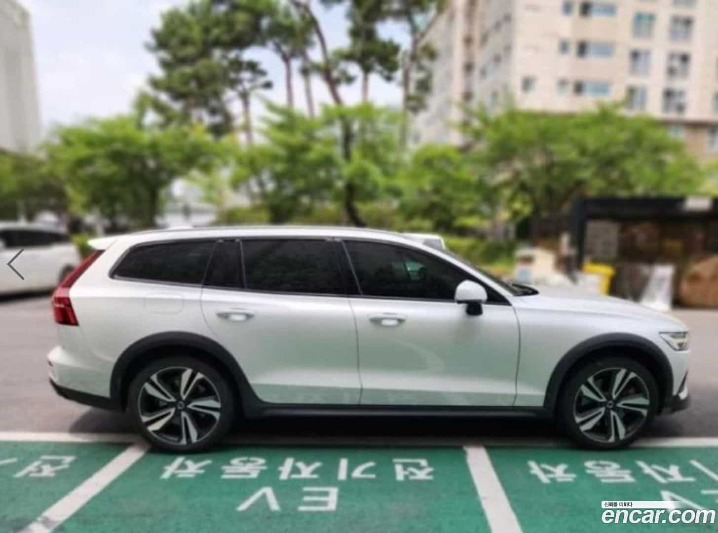 V60 Volvo 2019.6-OUTER-004