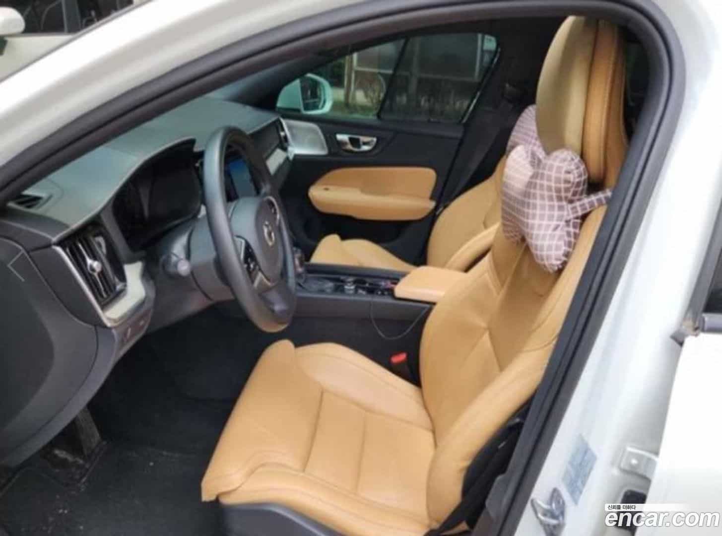 V60 Volvo 2019.6-INNER-009