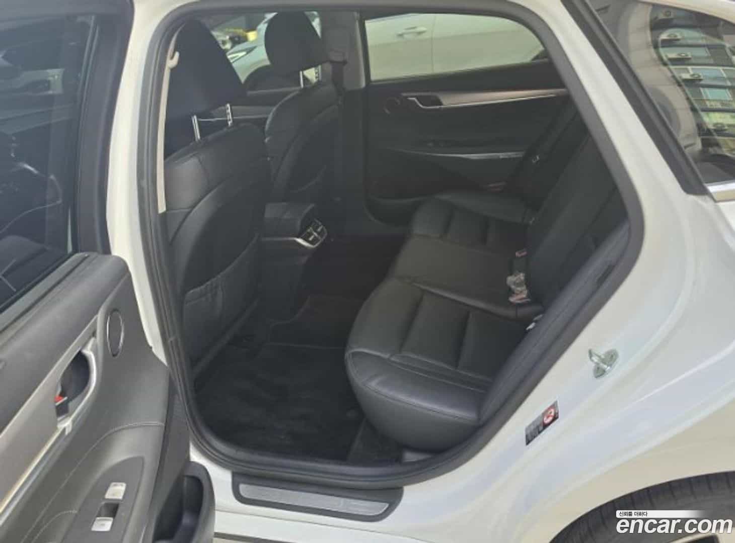 Grandeur Hyundai 2021.2-INNER-007