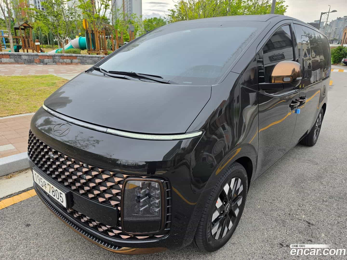 Staria Hyundai 2025.4-OUTER-002