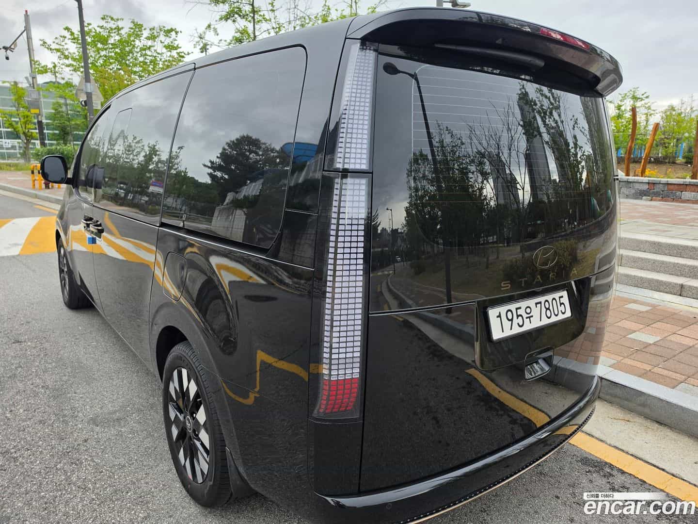Staria Hyundai 2025.4-OUTER-004