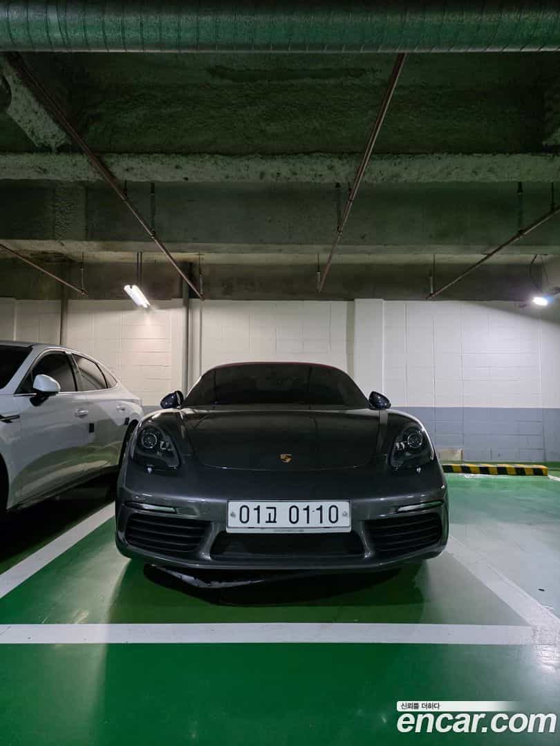 718 Porsche 2016.9-OUTER-003