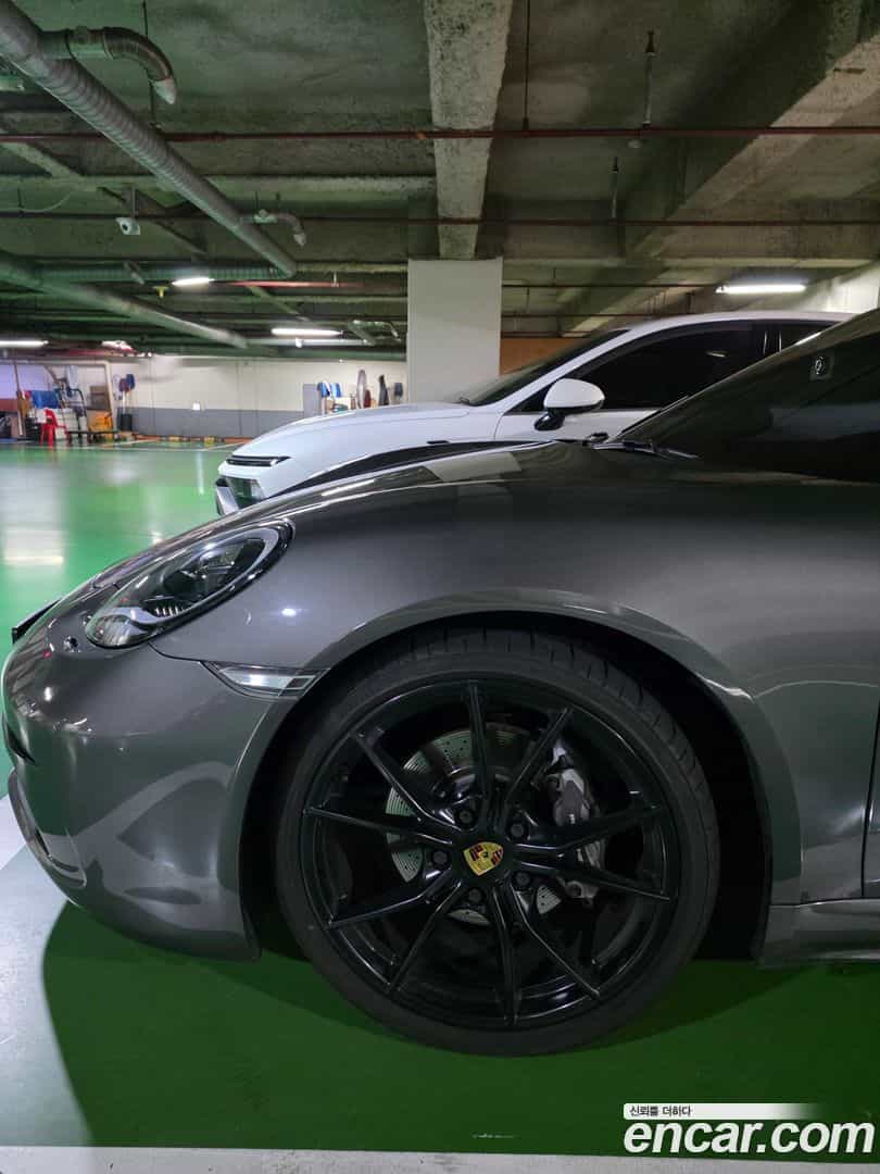 718 Porsche 2016.9-OUTER-005