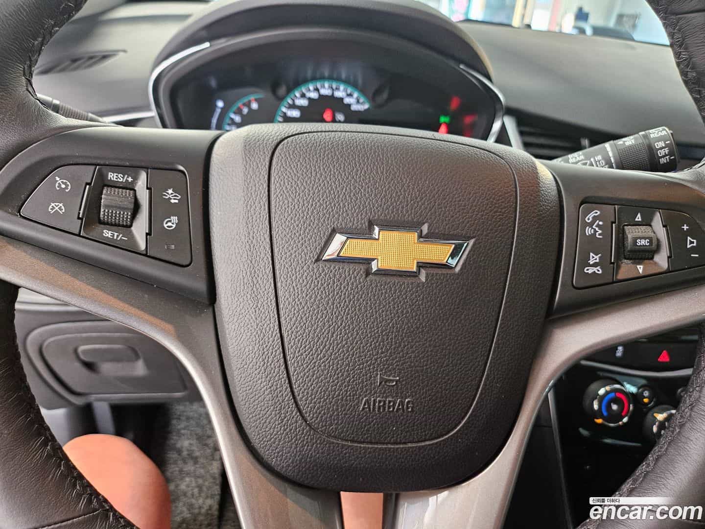 Trax Chevrolet 2022.7-OPTION-017