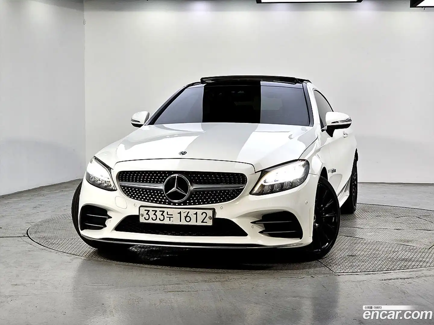 C-Class Mercedes-Benz 2019.8-OUTER-002