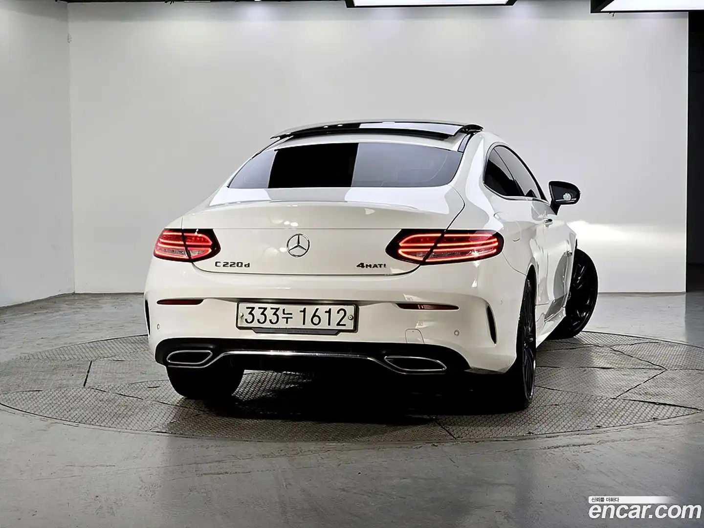 C-Class Mercedes-Benz 2019.8-OUTER-003
